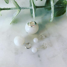 Load image into Gallery viewer, Pearl Stud Earrings