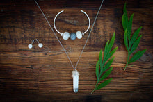 Load image into Gallery viewer, Crystal Pendant