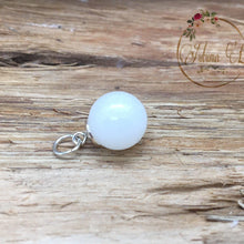 Load image into Gallery viewer, Pearl Pendant