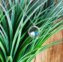 Load image into Gallery viewer, Keepsake Locket