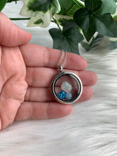 Load image into Gallery viewer, Keepsake Locket