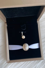 Load image into Gallery viewer, Bezel Drop Pendent