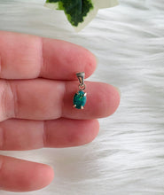 Load image into Gallery viewer, Oval Pendant