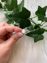 Load image into Gallery viewer, Pear Halo Ring