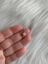 Load image into Gallery viewer, Bezel Drop Pendent